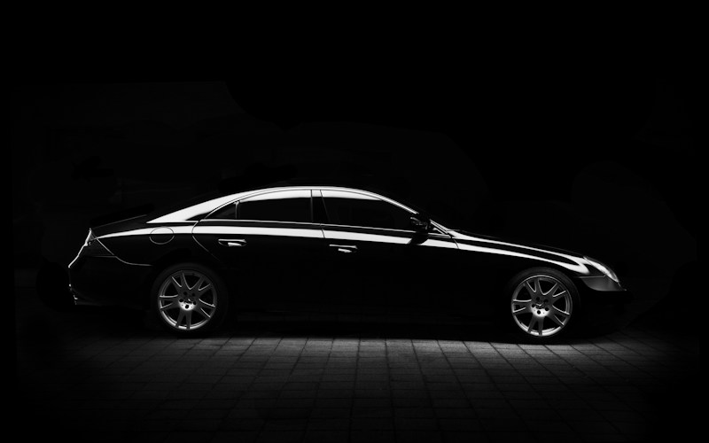 Black saloon car for vehicle remarketing